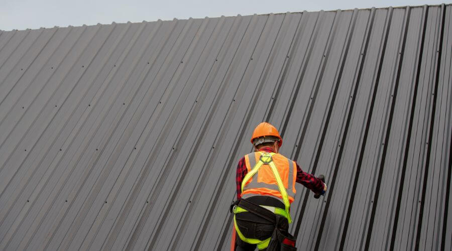 Professional gutter cleaning in Montezuma, NC